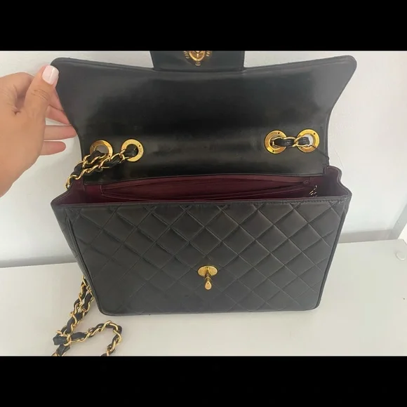 Vintage Chanel Maxi Flap bag - Picture 5 of 12
